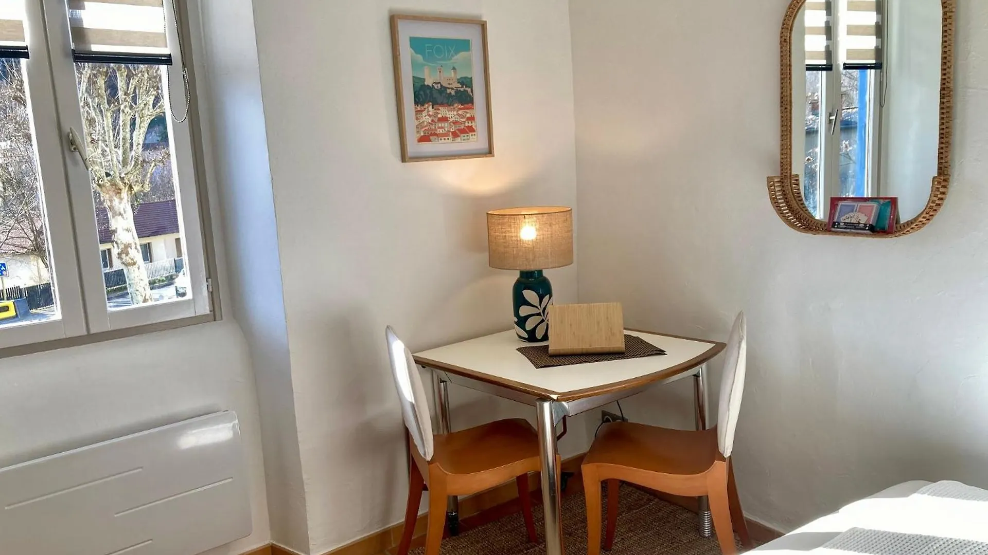Aux 4 Logis Appart-Hotel - Studio Le Terra - Petit Dejeuner Inclus 1Ere Nuit Foix